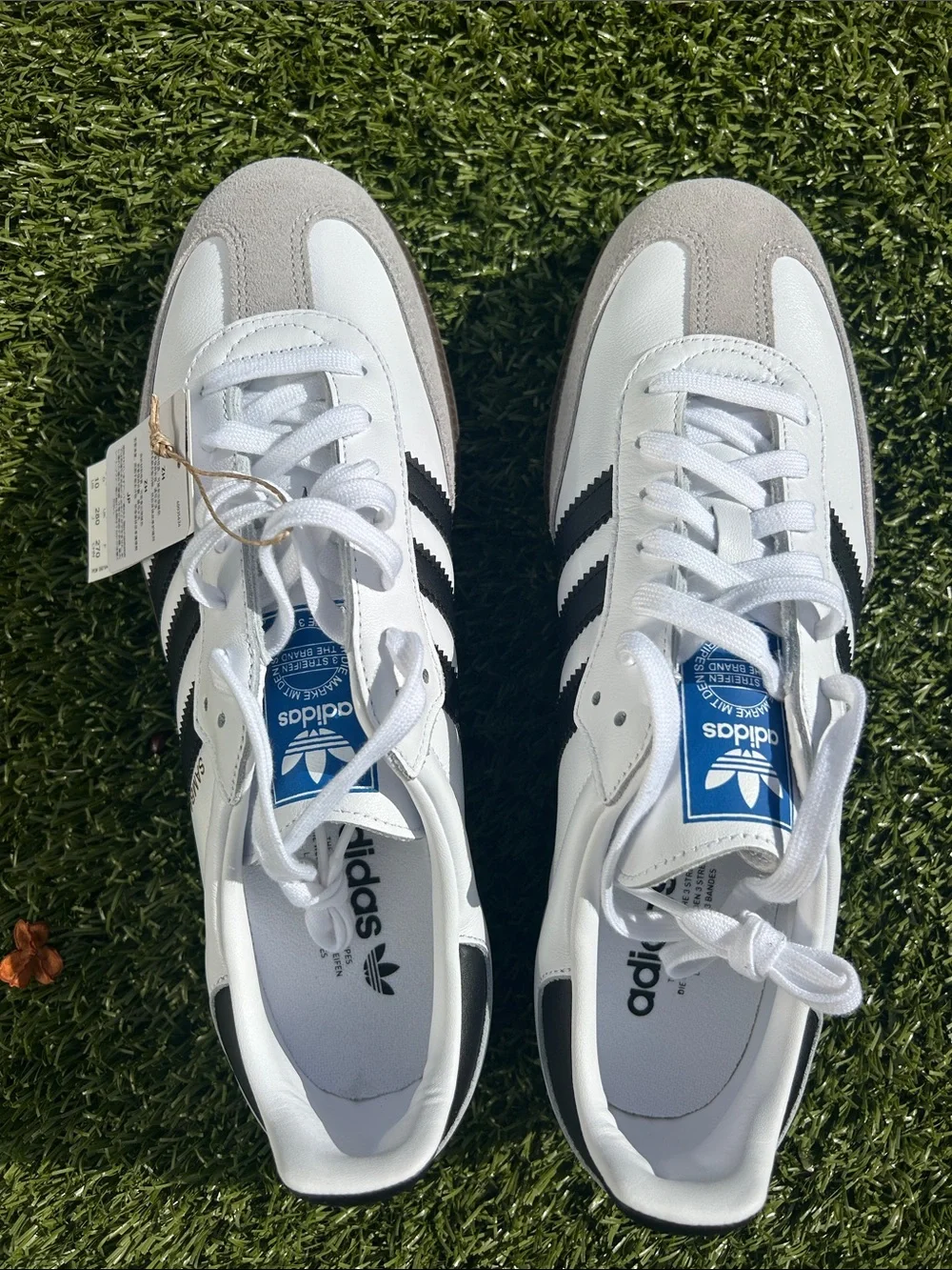 NIB adidas White Samba-Inspired Retro Trainers